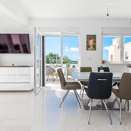 Villa Buzuk Vodice Eksteriør billede