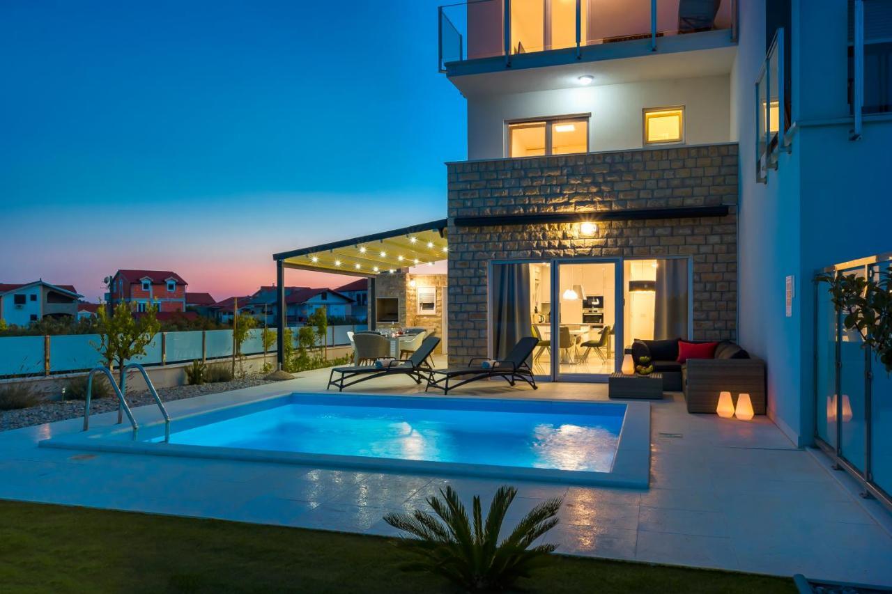 Villa Buzuk Vodice Eksteriør billede