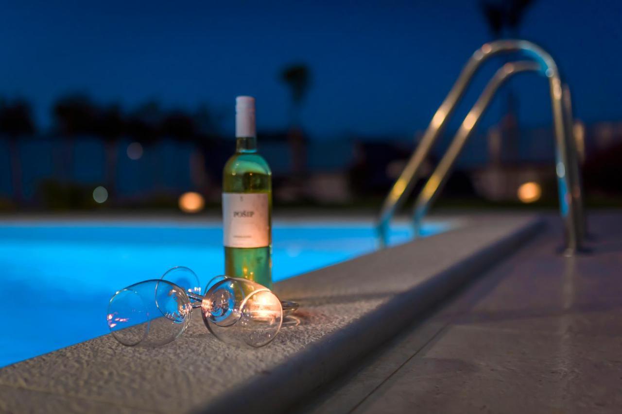 Villa Buzuk Vodice Eksteriør billede